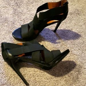 Clavin Klein Heels